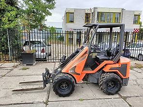 Cast 33 TLS minishovel mini loader giant avant 1400kg Cast 33 TLS minishovel mini loader giant avant 1400kg