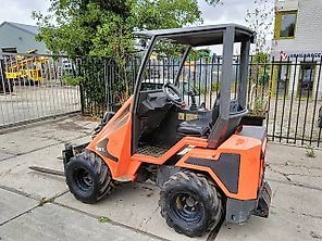 Cast 33 TLS minishovel mini loader giant avant 1400kg Cast 33 TLS minishovel mini loader giant avant 1400kg