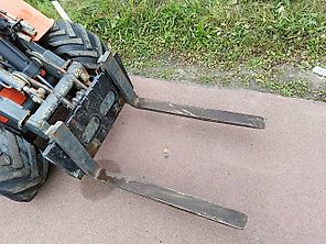 Cast 33 TLS minishovel mini loader giant avant 1400kg Cast 33 TLS minishovel mini loader giant avant 1400kg