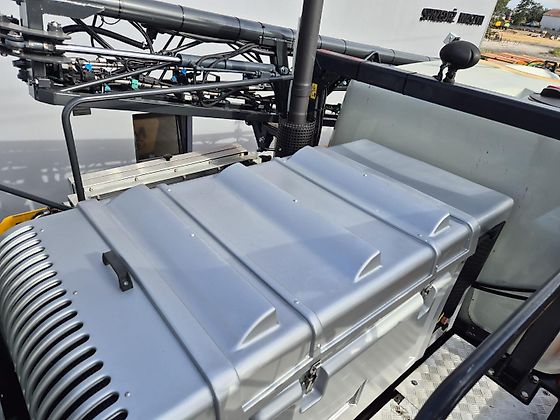 Mazzotti Opryskiwacz Samojezdny MAZZOTTI MAF5240 28m GPS Seletron