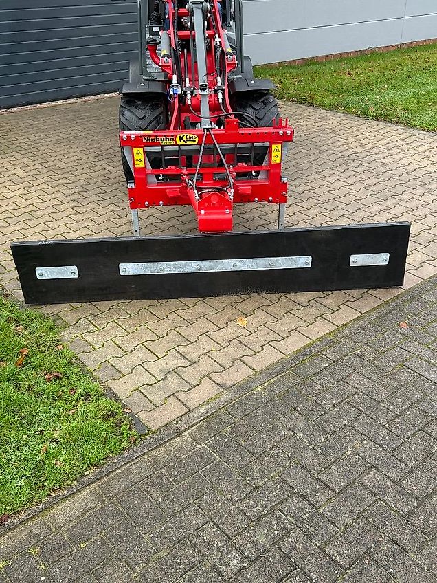 Kemp Gummischieber / Futterschieber