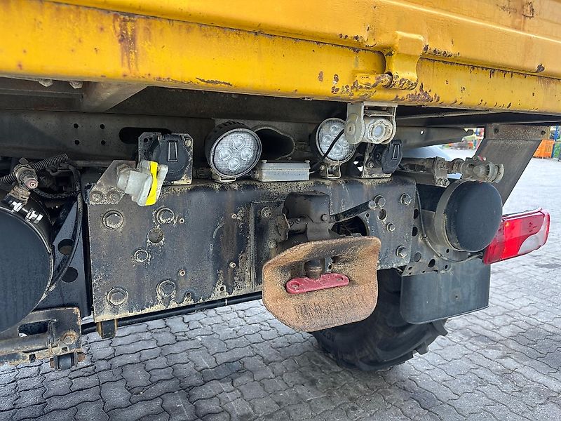 Mercedes-Benz U 4000