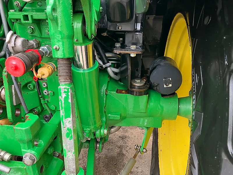 John Deere 6135R + FL 643R