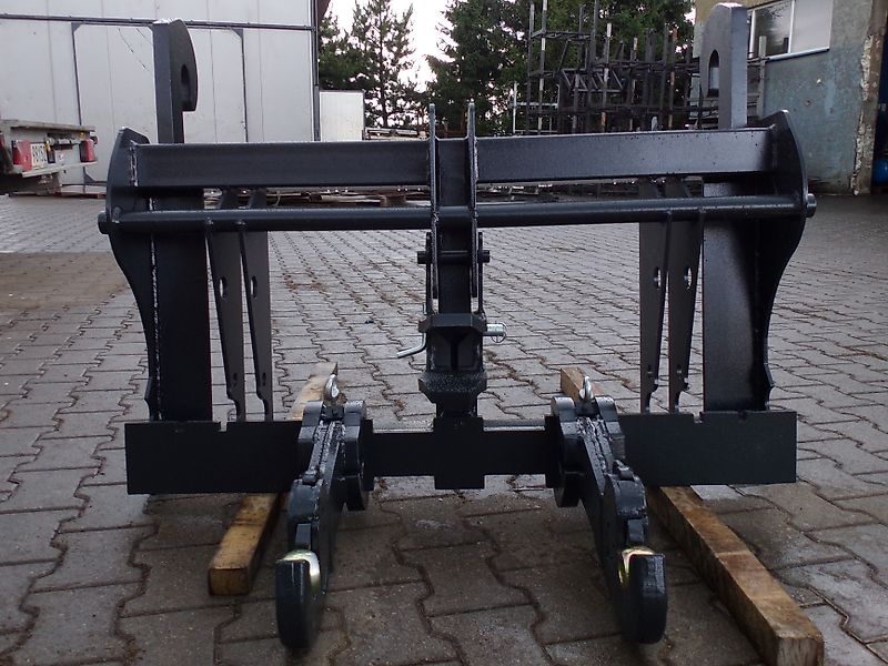 RADSTAL Adapter JCB Q-Fit auf Dreipunkt