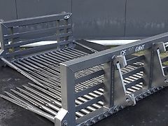 Hofstede Tegelriek verhoogde zijtanden stenenriek puinriek tegel stenen puin riek met model Euro / Giant of Weidemann aankoppeling