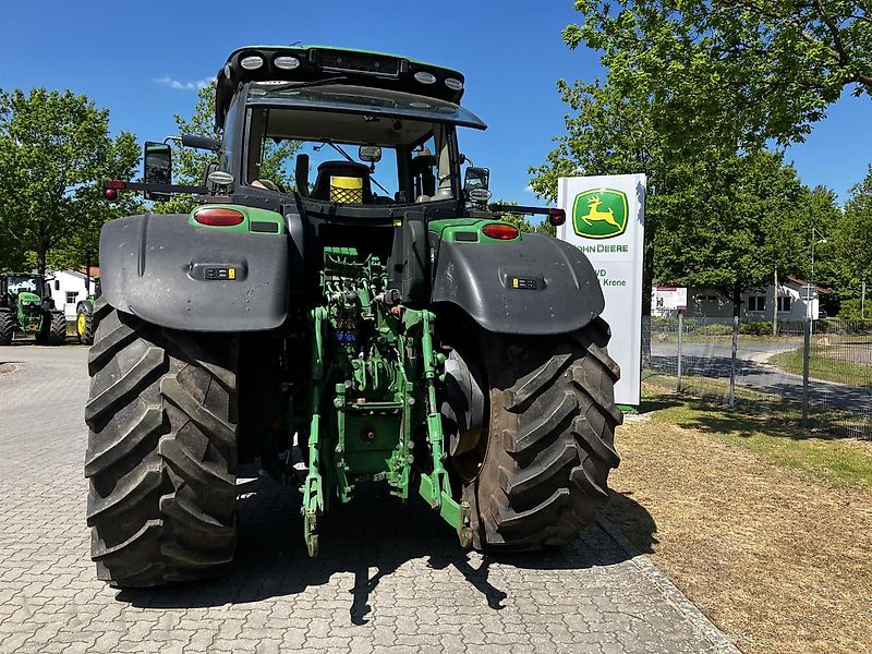 John Deere 6230R