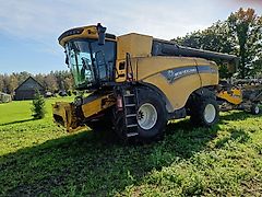 New Holland CX 8.90