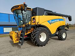 New Holland CX 8.85