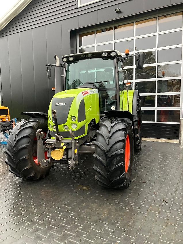Claas Ares 697atz