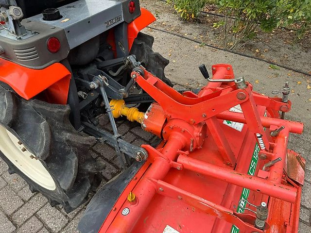 Hinomoto CX16 Minitractor