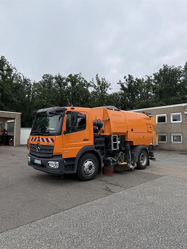 Bucher V65t MaxPowa Atego 1324