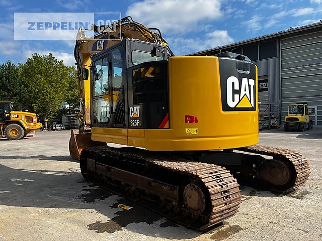 Caterpillar 325FL