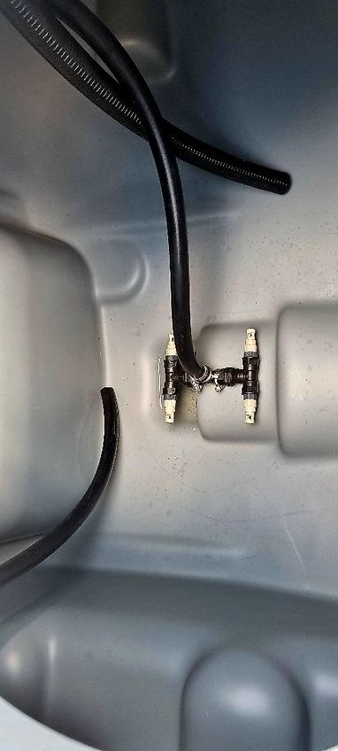 AGRIPP Fronttank ES 15 (Bandspritze / Flüssigdüngung)