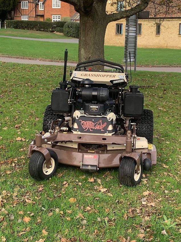 Honda SO26 STAND ON MOWER