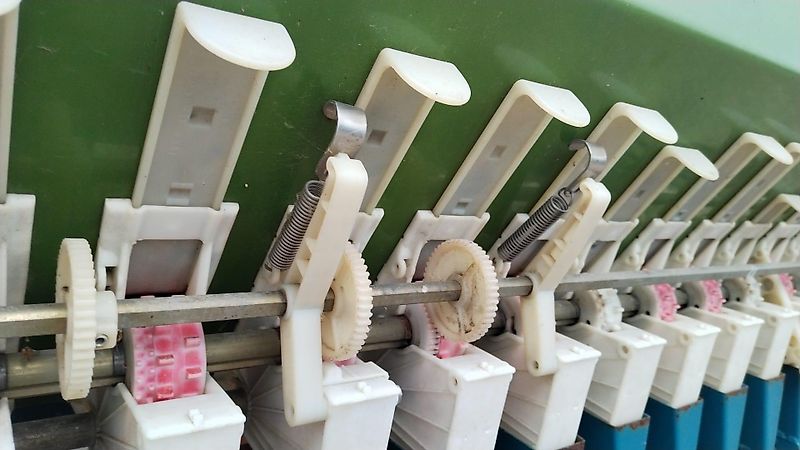 Amazone Amazone D8 Saatgutank mit 3m Arbeitsbreite 30 Ausläufe mit Fahrgassenschaltung aufgebaut optional auf Köckerling Drillpaker