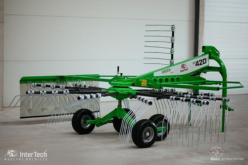 D&D Landtechnika Kreiselschwader / Schwader 4,2m Arbeitsbreite