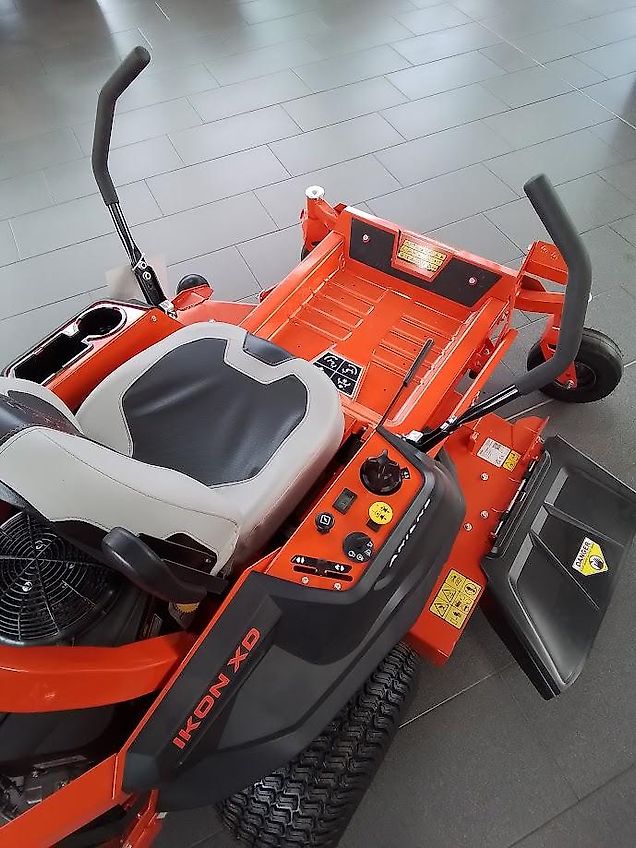 AS-Motor Ariens Ikon XD52 Aufsitzmäher Zero-Turn Mäher
