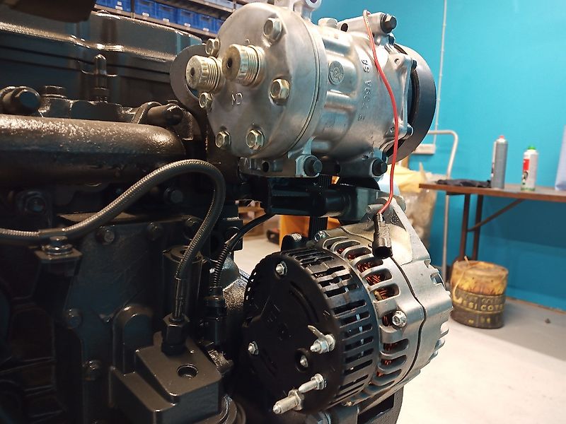 Iveco F4HE9684J J100 (Spare part/Reservedel/Ersatzteil)