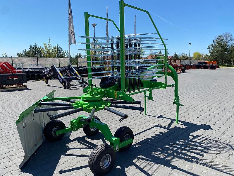 D&D Landtechnika 1 - Kreiselschwader / Schwader / inkl. Transport