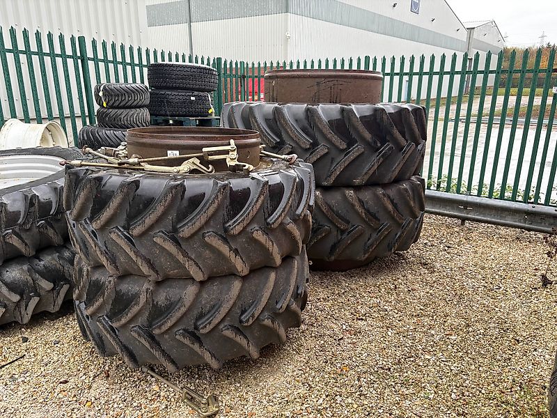 Full Set of Dual Wheels For Wheels