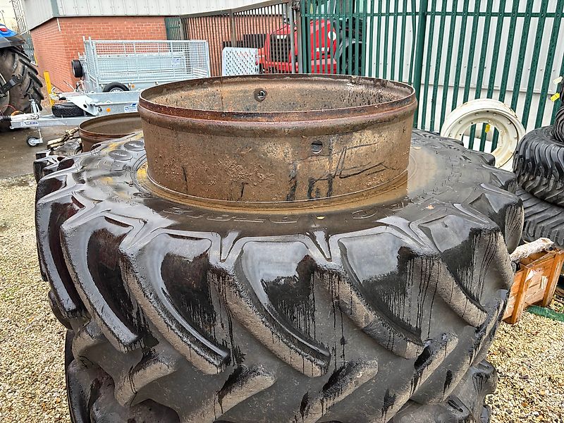 Full Set of Dual Wheels For Wheels