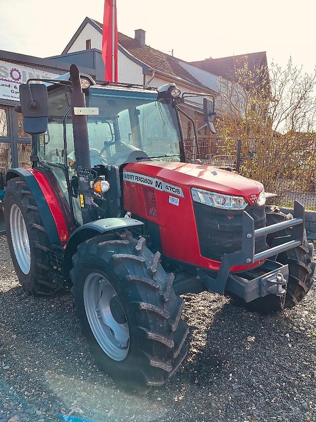 Massey Ferguson 4708 M