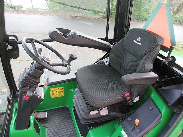 Roberine F3 3-delige klepelmaaier 30KW 4WD 4x4