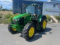 John Deere 6100M