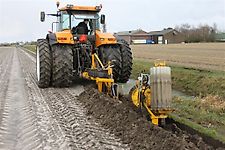 Inundatie schotjes plaatsen en rooien door Peter Burger Inundantie