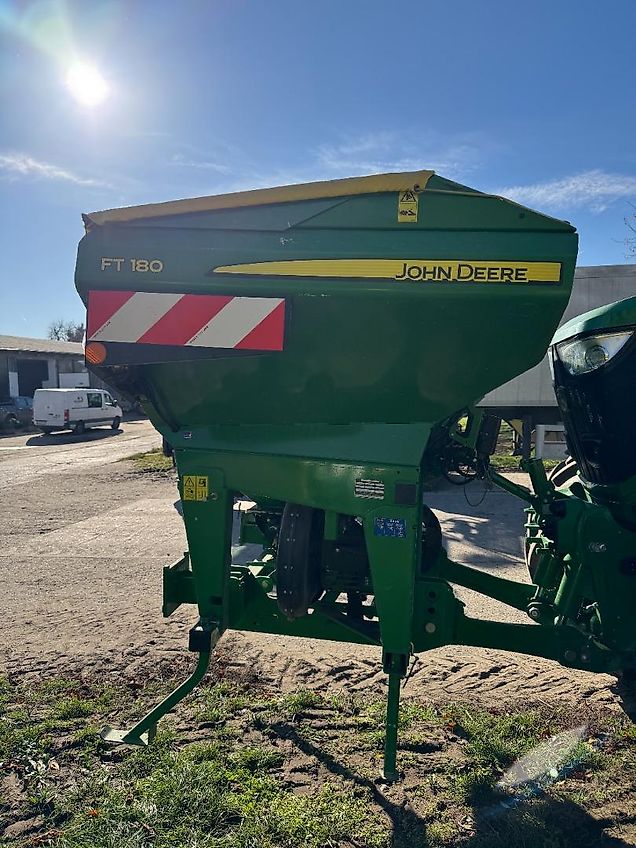 John Deere 1725 NT+FT180 wenig benutzt