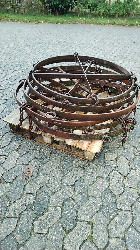 Hatzenbichler Eisenring 112cm Durchmesser 6 cm höhe ideal auch als Adventskranz oder Grundgestell mit Eisenkreuz Gewicht ca 40kg ideal als ersatz für Gliederschleppe