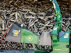 MD Kellfri Häcksler 170, Hydraulische Zuführung mit Pumpe und Tank