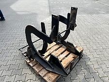 Frost Anbaukonsolen für CASE IH MAXXUM 5120 Frost Anbaukonsolen für CASE IH MAXXUM 5120