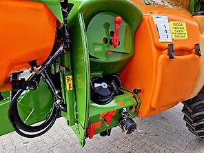 Amazone Opryskiwacz Amazone UX 4200 30m 2009r Amatron+ GPS Switch Skrętne koła DC Amazone Opryskiwacz Amazone UX 4200 30m 2009r Amatron+ GPS Switch Skrętne koła DC