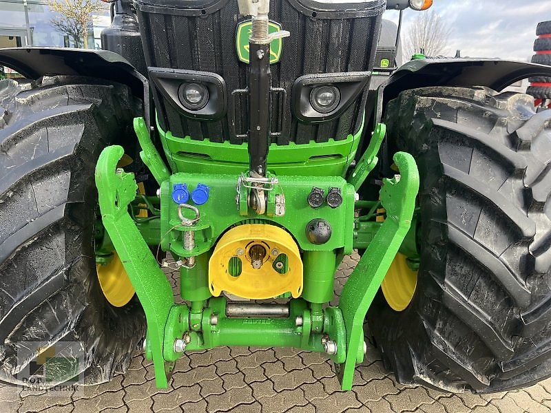 John Deere 6155R