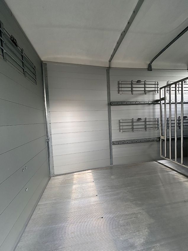 Humbaur HTV Viehanhänger 3,5t Alu NEU