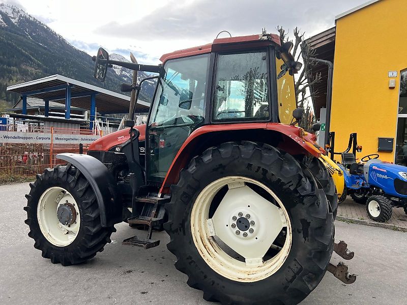New Holland TS 90
