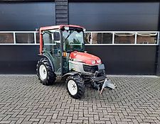 Yanmar EF 235 HST Hydrostaat 35PK compact tractor Yanmar EF 235 HST Hydrostaat 35PK compact tractor