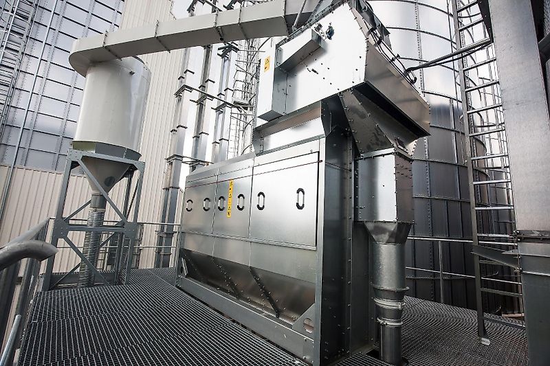 Unia OBI 500 Satztrockner Getreidesilo Trommelreiniger Elevator