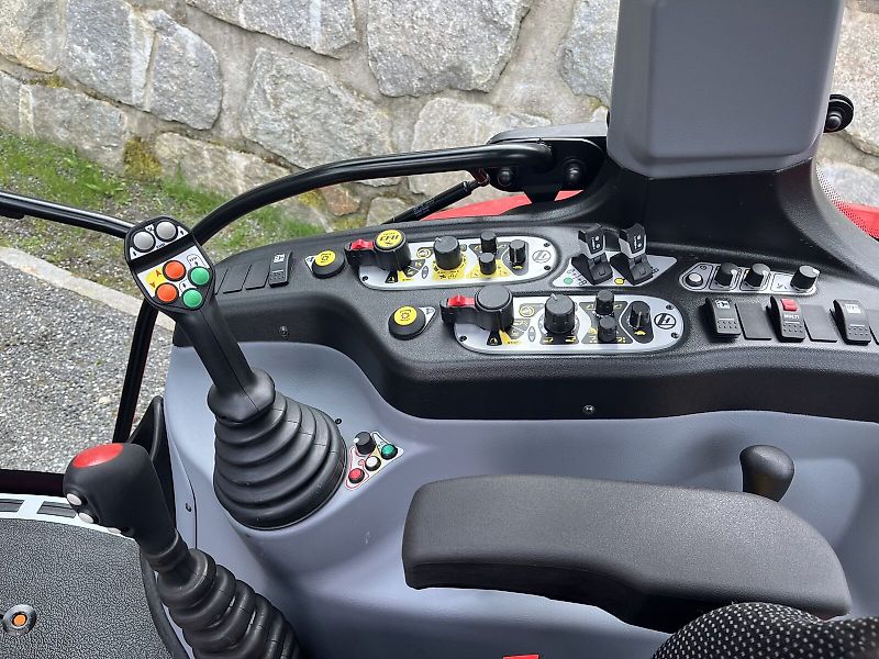 Lindner Lintrac 115 LS