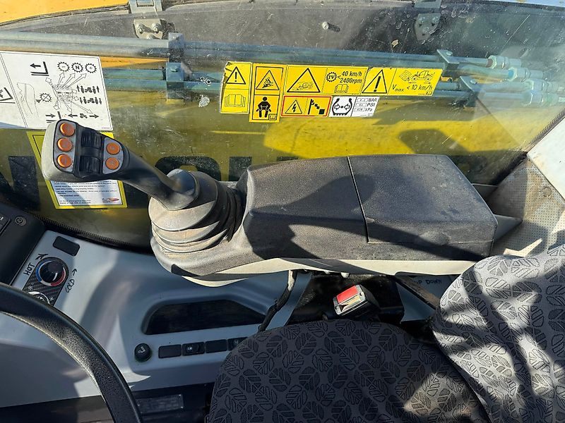 New Holland Agriculture New Holland TH6.36 Telehandler For Sale