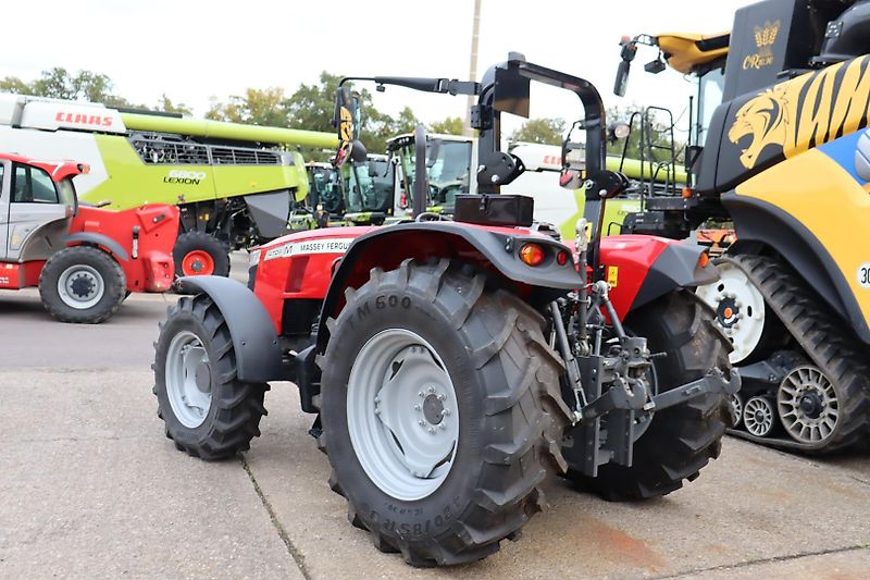 Massey Ferguson 4708 M Plattform Essential