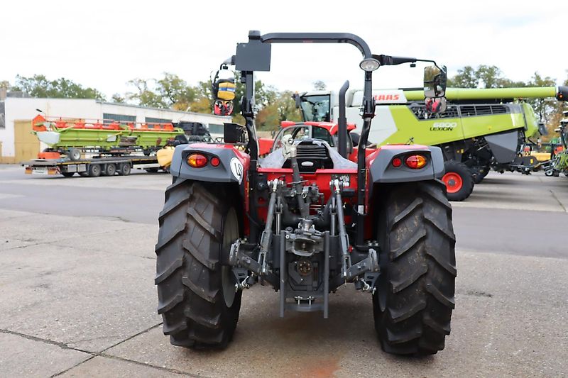 Massey Ferguson 4708 M Plattform Essential