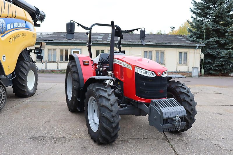 Massey Ferguson 4708 M Plattform Essential