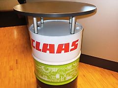 Claas Stehtisch im Oelfassdesign