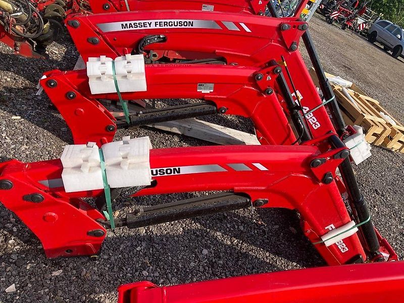 Massey Ferguson FL.3823