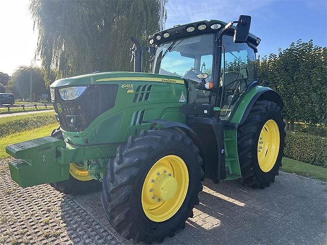 John Deere 6145R