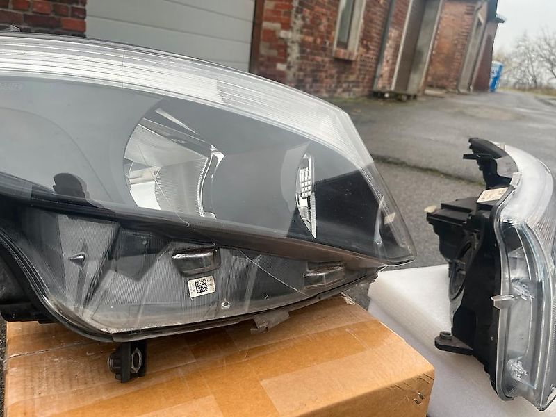 Scheinwerfer Mercedes V Klasse 447 2 Stück Hella