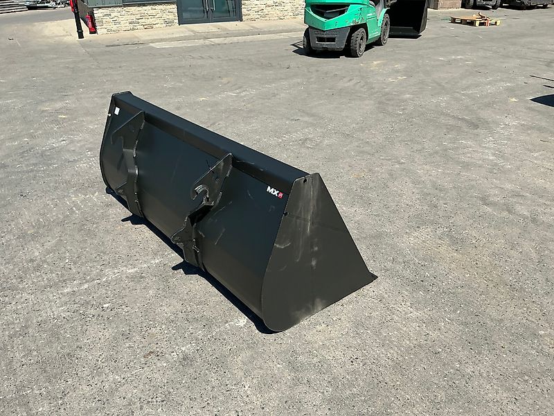 MX BRU200 Loader Bucket