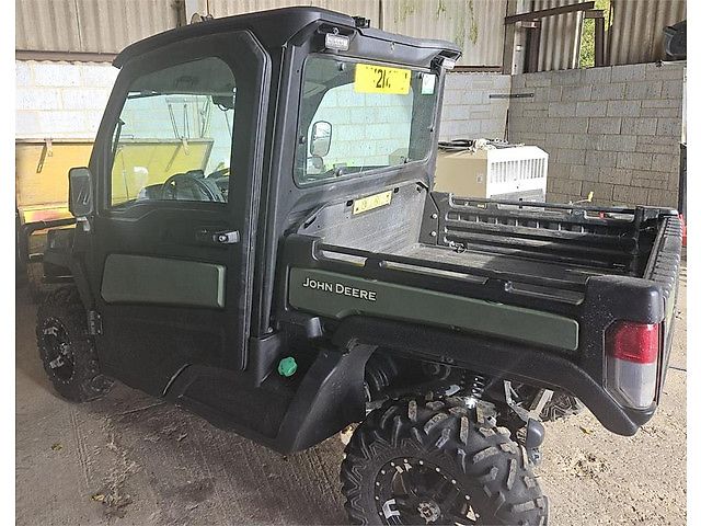 John Deere XUV865M
